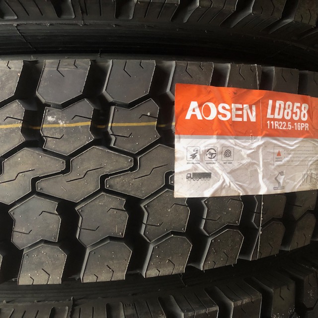 Aosen LD858 11R Drive Tyre